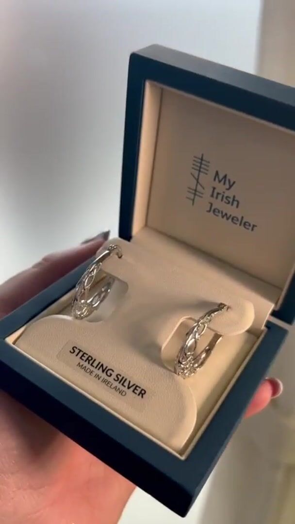 Trinity Knot Hoop Earrings Video