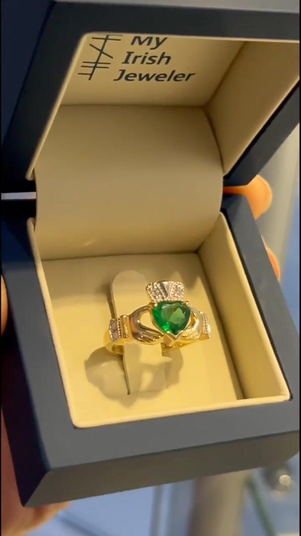 Emerald and Diamond Claddagh Ring Video