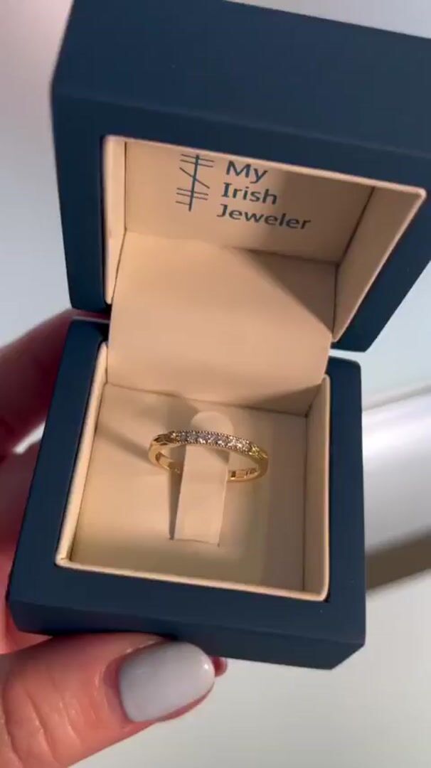 Trinity Knot Diamond Band Video