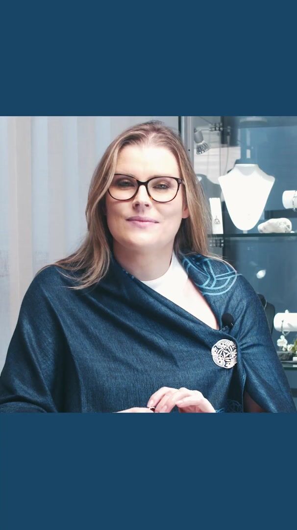 Traditional Claddagh Couples Rings Set Video