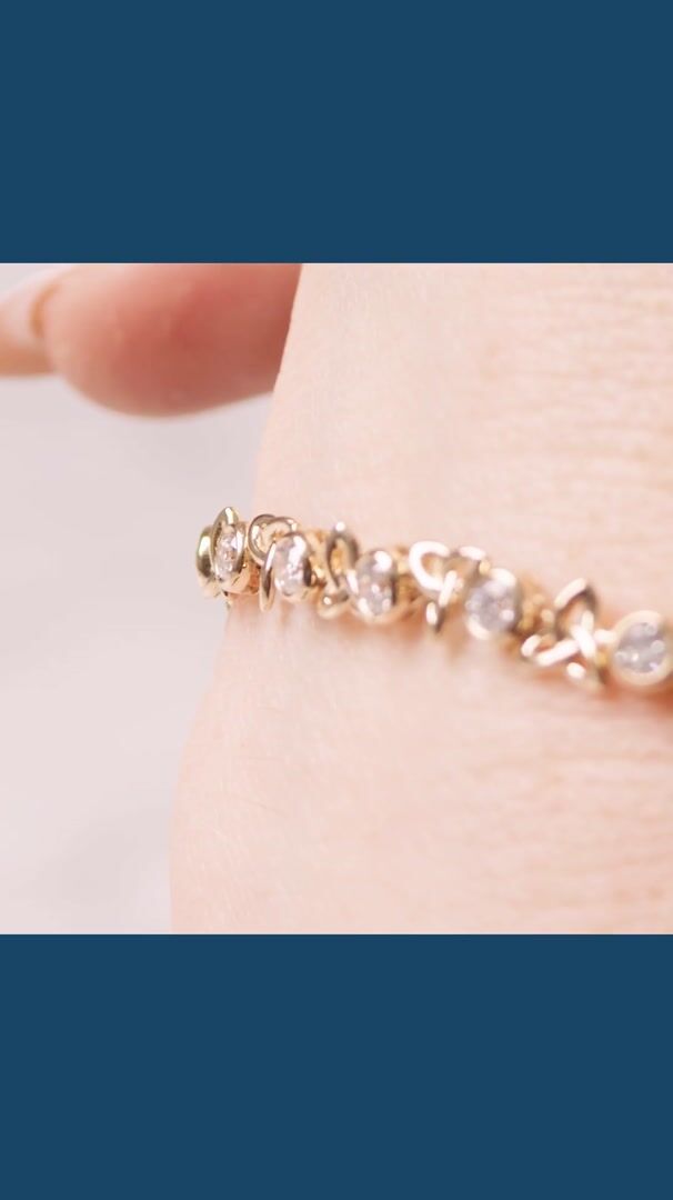 2ct Diamond Trinity Knot Bracelet Video