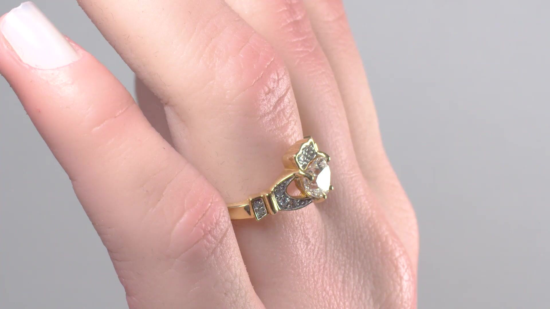 Claddagh Engagement Set Video