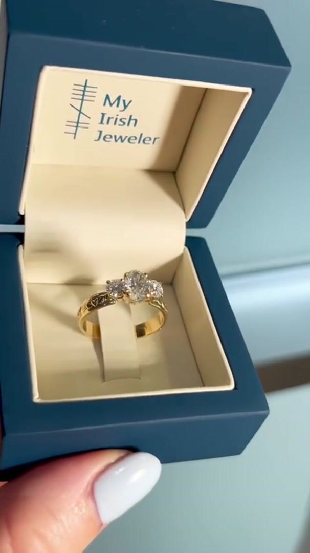 Claddagh Celtic Diamond Trilogy Ring Video
