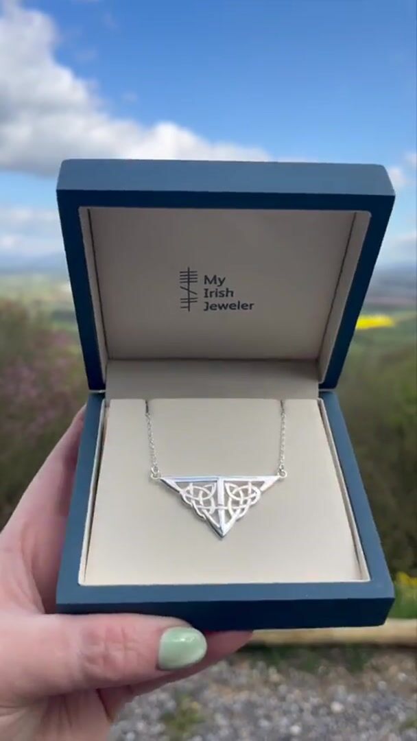 Celtic Knot Gift Set Video